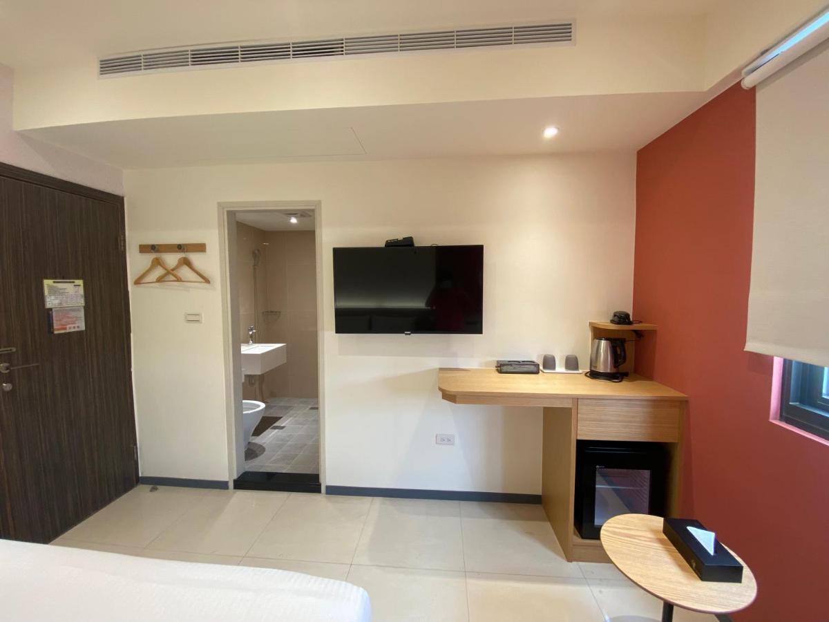 Fu Kuang Hotel Pingtung Exterior photo